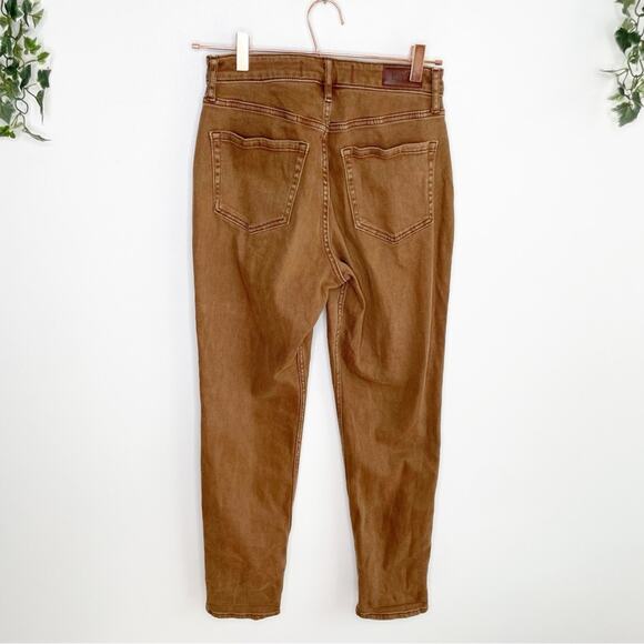 HOLLISTER Curvy High Rise Mom Jeans in Brown Size 3/26 - Picture 9 of 9